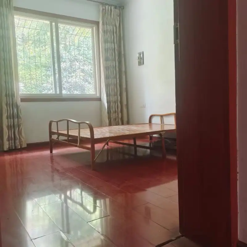 ��������·�컨Է���г�С��6¥,80-100ƽ��,��ͨסլ,