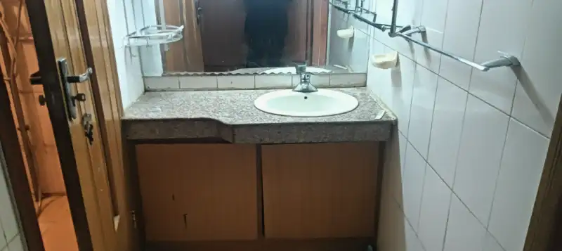 ƽ��������һ��ӱ���������,��ͨסլ,����,��װ��
